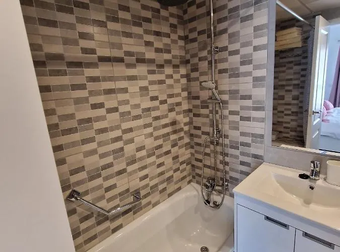 Appartement Rhea Calista *